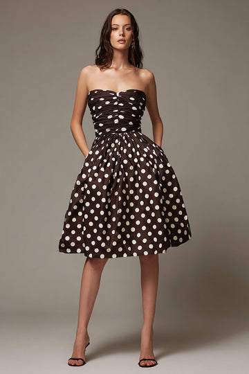 Robe mi-longue trapèze à pois en satin satin marron foncé